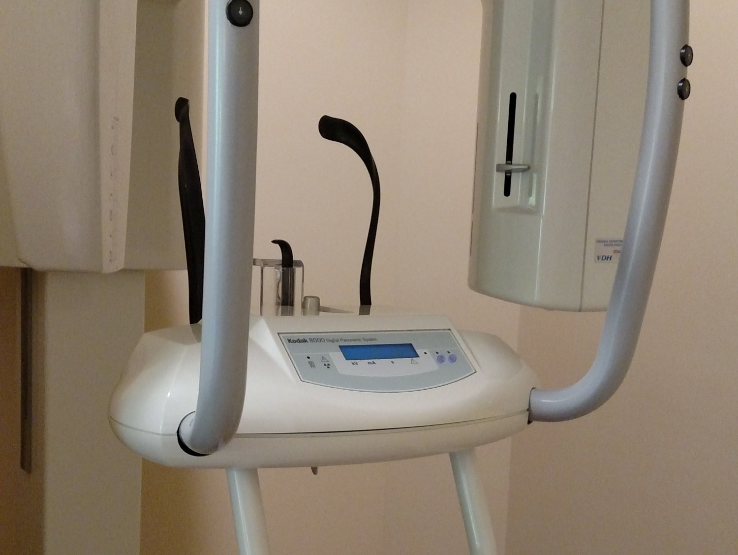 granth-h-schneider-interior-office-4